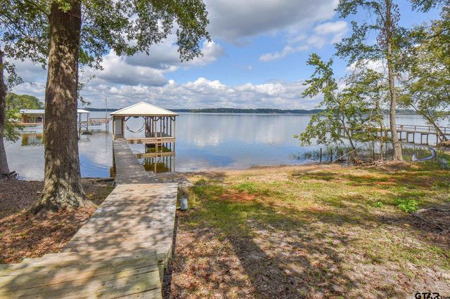 21171 Sand Jack Rd, Larue, TX 75770