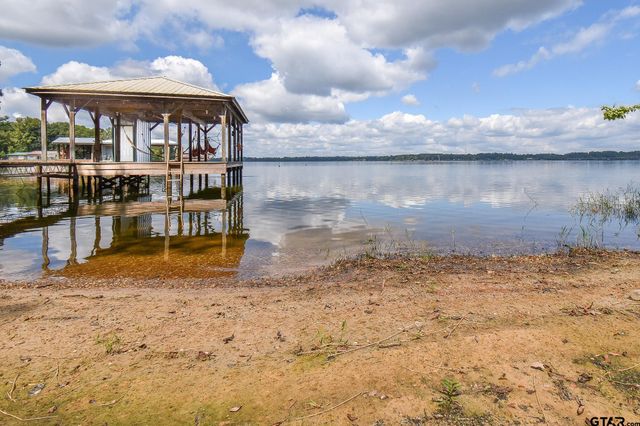 21171 Sand Jack Rd, Larue, TX 75770