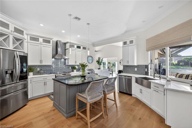 7657 Ponte Verde WAY, Naples, FL 34109