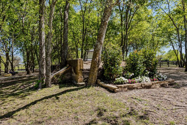 1111 Fm 151, Trenton, TX 75490