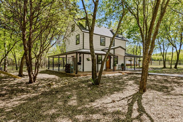 1111 Fm 151, Trenton, TX 75490