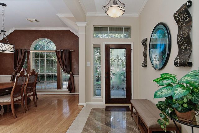 2 Taper Glow Place, The Woodlands, TX 77381
