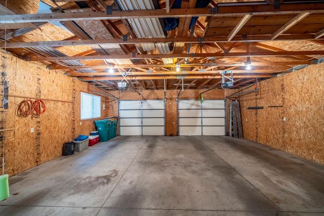 614 S Shore Drive, Detroit Lakes, MN 56501