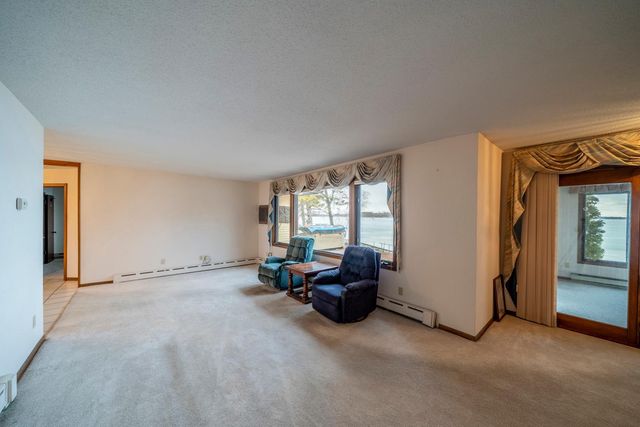 614 S Shore Drive, Detroit Lakes, MN 56501