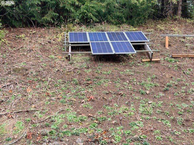 255 ASTRO Dr, Kelso, WA 98626