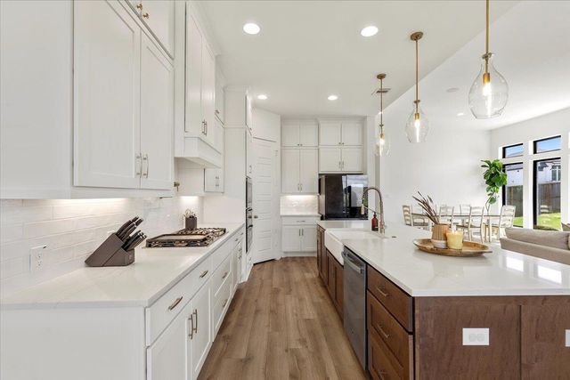 730 Teakmill TRL, San Marcos, TX 78666