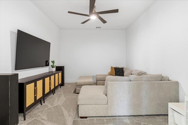 730 Teakmill TRL, San Marcos, TX 78666