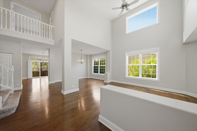 259 Pembrook Lane, Mundelein, IL 60060