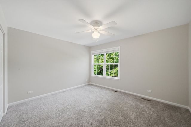 259 Pembrook Lane, Mundelein, IL 60060