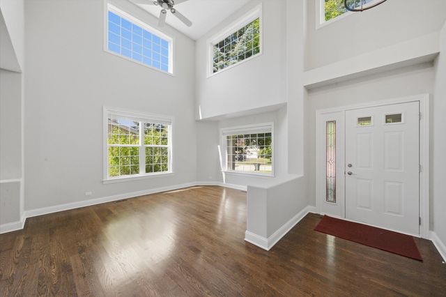 259 Pembrook Lane, Mundelein, IL 60060
