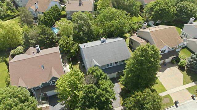 259 Pembrook Lane, Mundelein, IL 60060