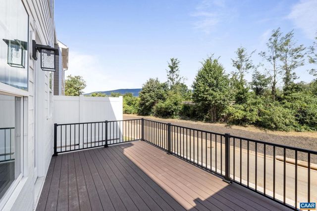 133 PARK RIDGE DR, Crozet, VA 22932