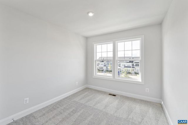 133 PARK RIDGE DR, Crozet, VA 22932