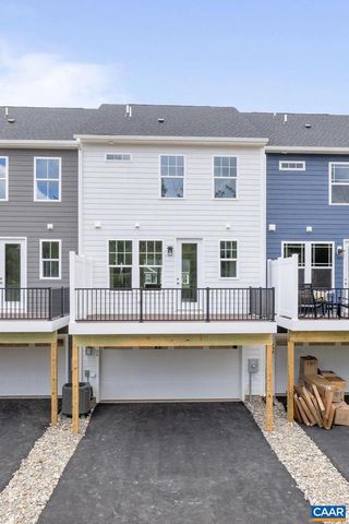 133 PARK RIDGE DR, Crozet, VA 22932