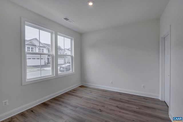 133 PARK RIDGE DR, Crozet, VA 22932