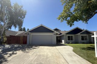 978 Swan Dr, Manteca, CA 95337