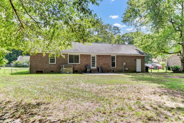 102 Mary Ann Drive, Summerville, SC 29483