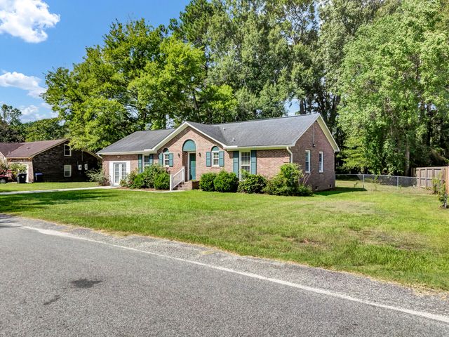102 Mary Ann Drive, Summerville, SC 29483