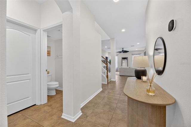 8115 SAVANNAH POINT COURT, Tampa, FL 33647