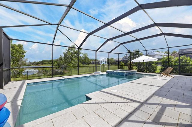 8115 SAVANNAH POINT COURT, Tampa, FL 33647