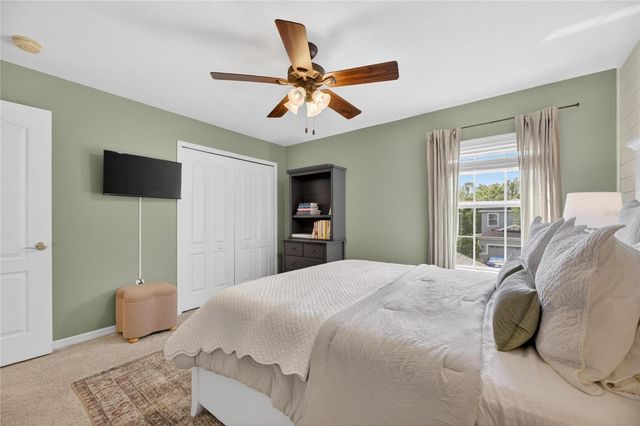 8115 SAVANNAH POINT COURT, Tampa, FL 33647