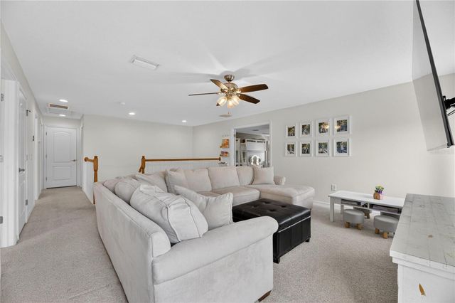 8115 SAVANNAH POINT COURT, Tampa, FL 33647