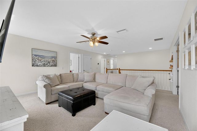 8115 SAVANNAH POINT COURT, Tampa, FL 33647