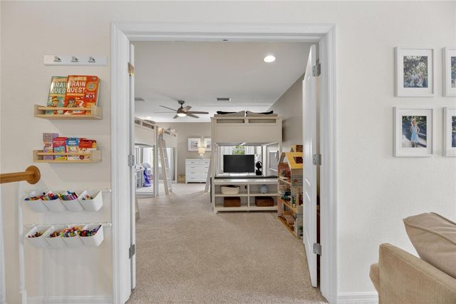 8115 SAVANNAH POINT COURT, Tampa, FL 33647