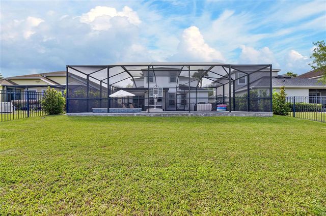 8115 SAVANNAH POINT COURT, Tampa, FL 33647