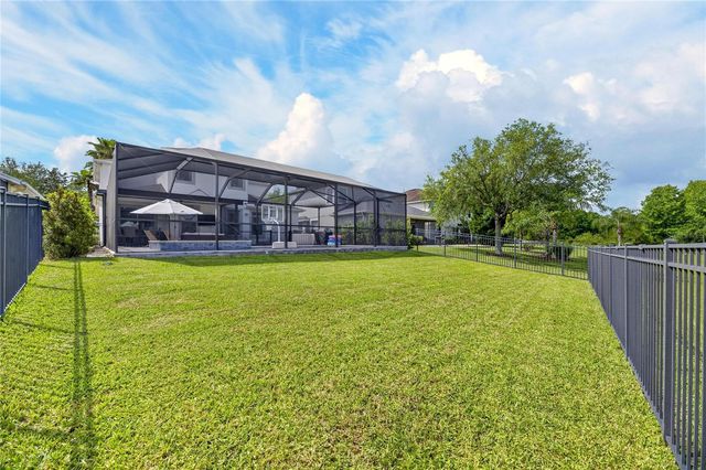 8115 SAVANNAH POINT COURT, Tampa, FL 33647