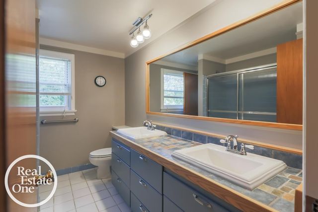 36419 Sunnydale Street, Livonia, MI 48154