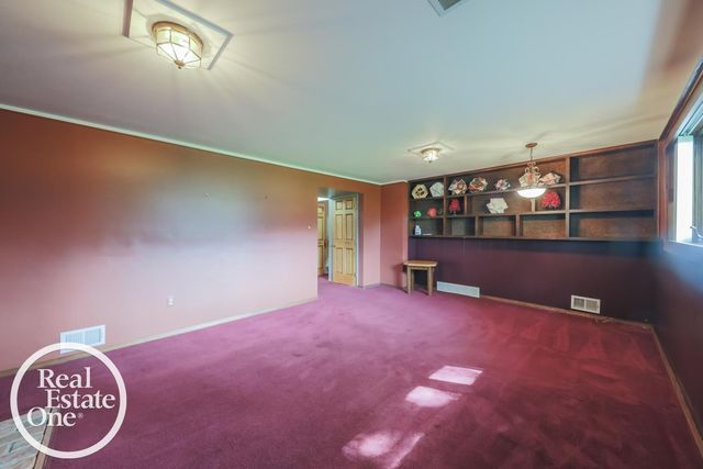 36419 Sunnydale Street, Livonia, MI 48154