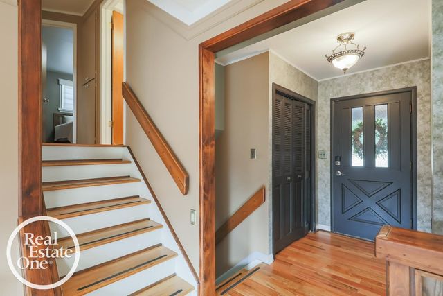 36419 Sunnydale Street, Livonia, MI 48154