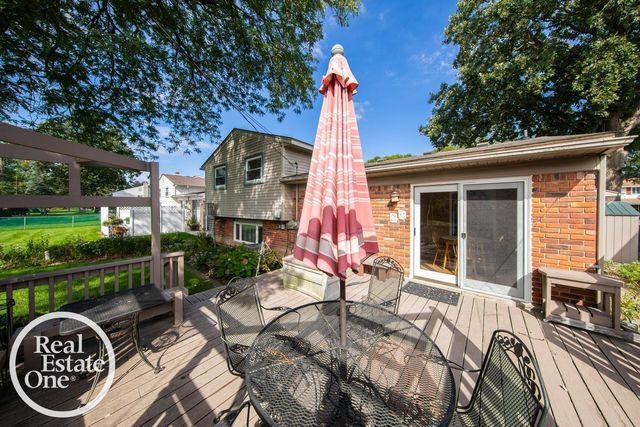 36419 Sunnydale Street, Livonia, MI 48154