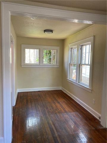 2209 E 59th Street, Kansas City, MO 64130