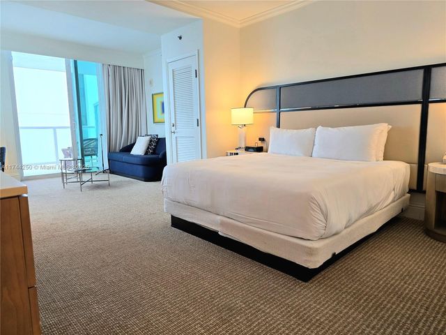 4401 Collins Ave 1401, Miami Beach, FL 33140