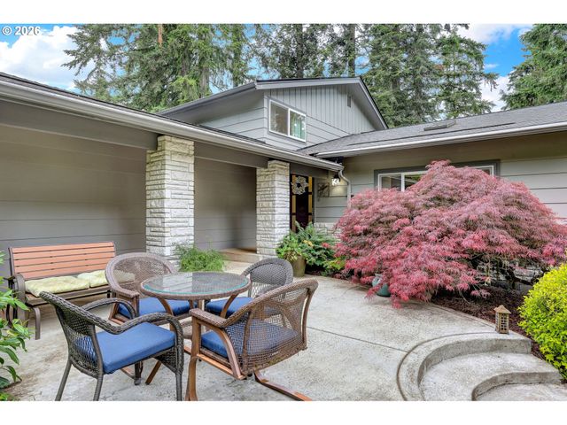 88108 TIKI Ln, Springfield, OR 97478