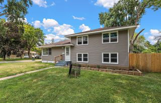6924 Scott Avenue N, Brooklyn Center, MN 55429