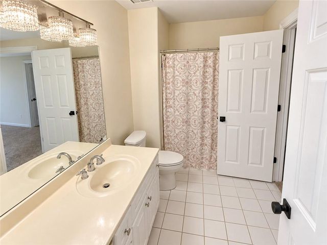 1033 Spalding Club Court, Atlanta, GA 30338