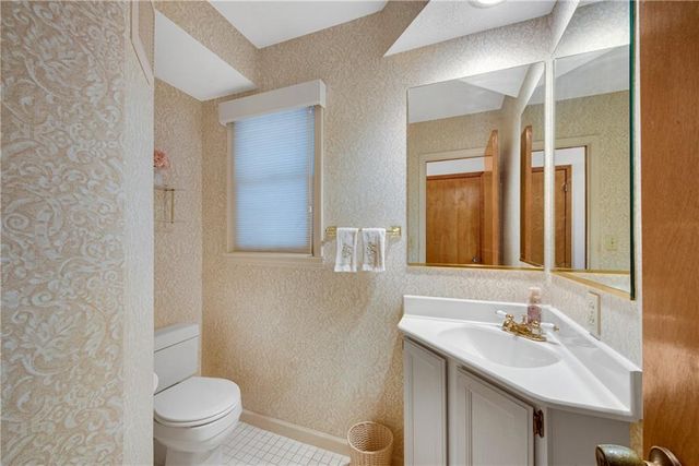 1475 Luke Lane, Lawrenceville, GA 30043