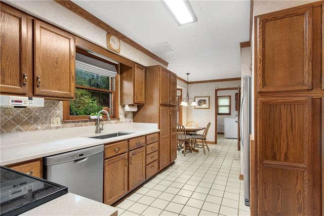 1475 Luke Lane, Lawrenceville, GA 30043