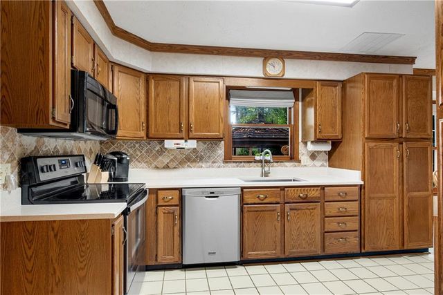 1475 Luke Lane, Lawrenceville, GA 30043