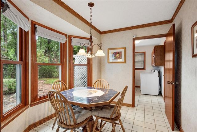 1475 Luke Lane, Lawrenceville, GA 30043