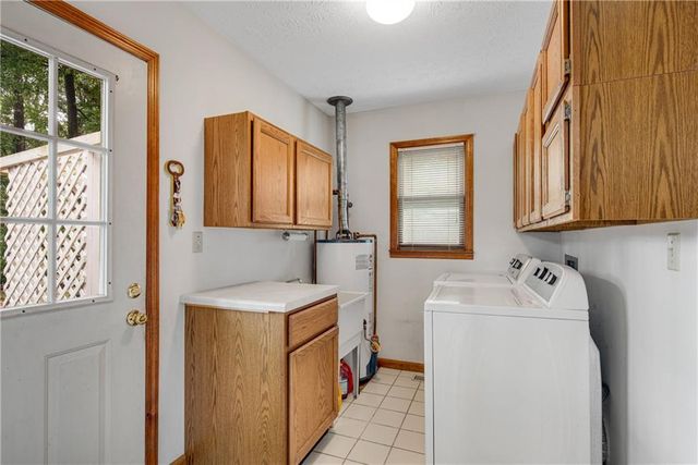 1475 Luke Lane, Lawrenceville, GA 30043