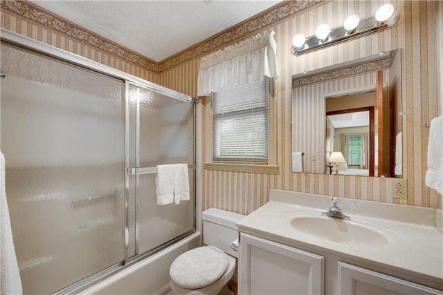 1475 Luke Lane, Lawrenceville, GA 30043
