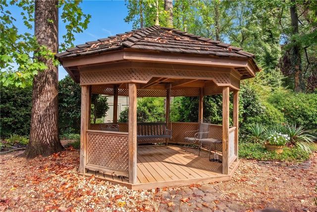 1475 Luke Lane, Lawrenceville, GA 30043
