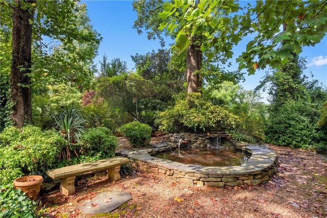 1475 Luke Lane, Lawrenceville, GA 30043