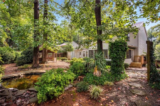 1475 Luke Lane, Lawrenceville, GA 30043