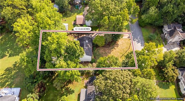 1475 Luke Lane, Lawrenceville, GA 30043