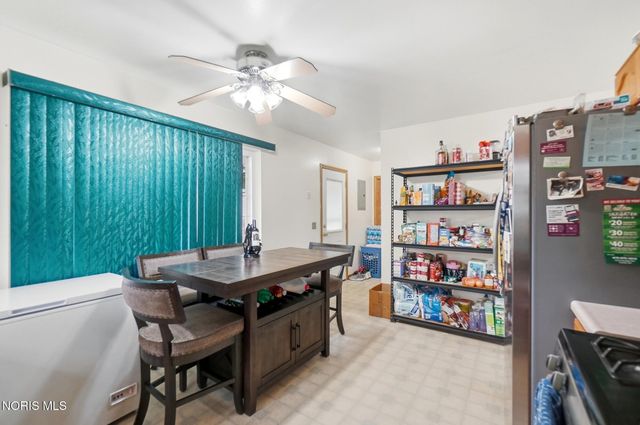 4917 Bowser Drive, Toledo, OH 43613